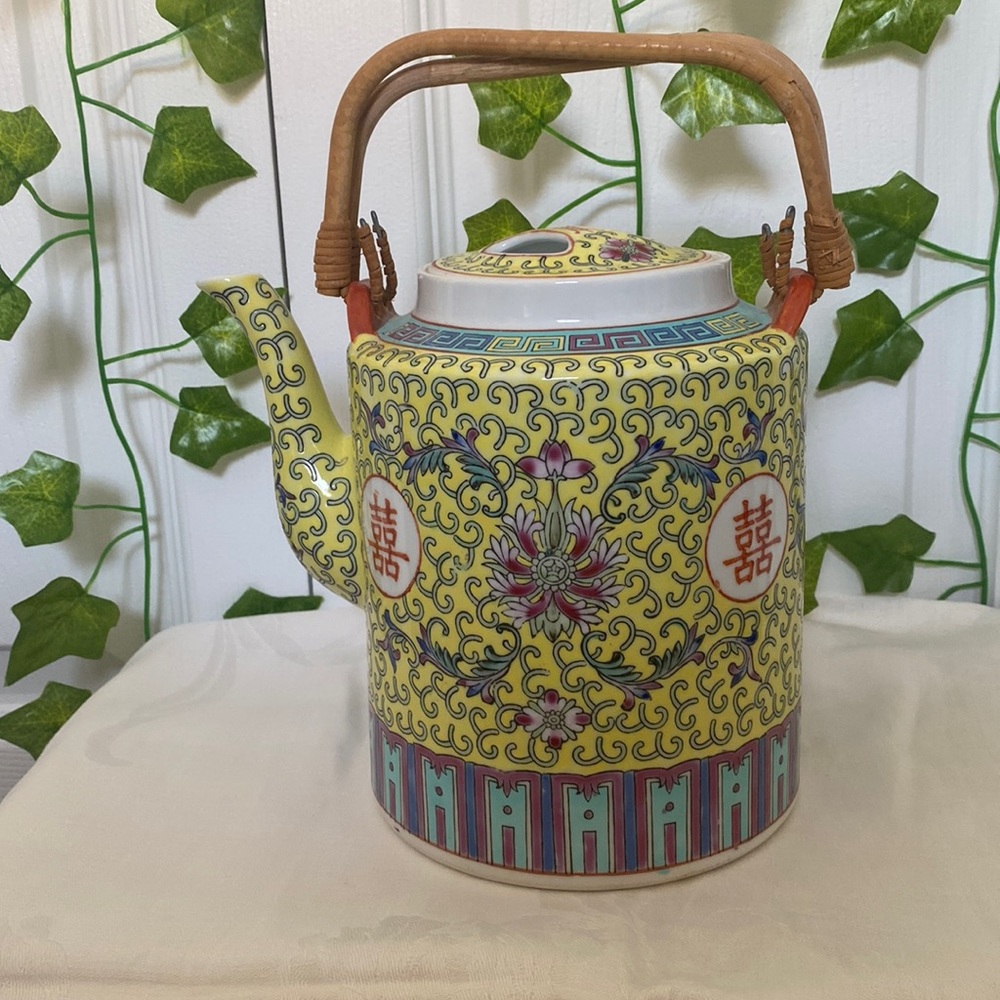 Vintage Asian Tea Pot